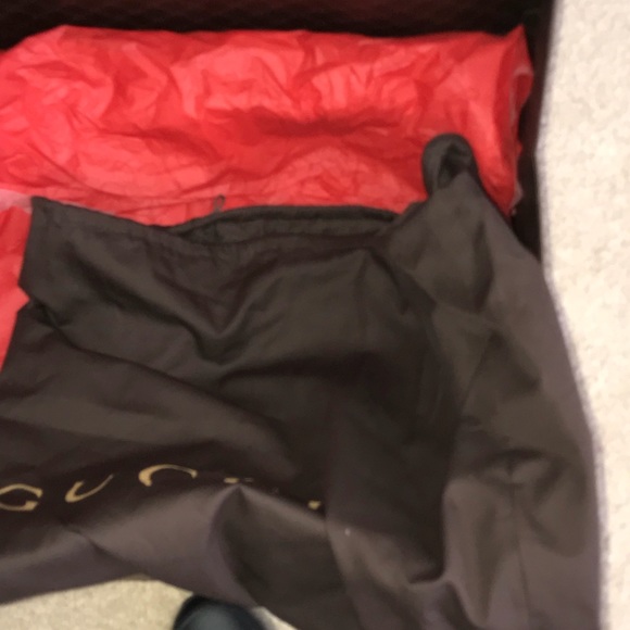 Authentic Large Gucci Leather Soho Bag - Picture 6 of 7